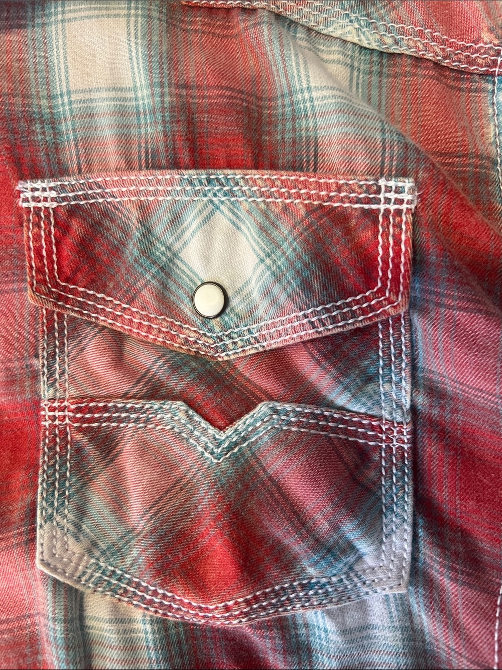 BKE Men's Red and Light Blue Plaid Button-Down Shirt - Picture 4 of 5